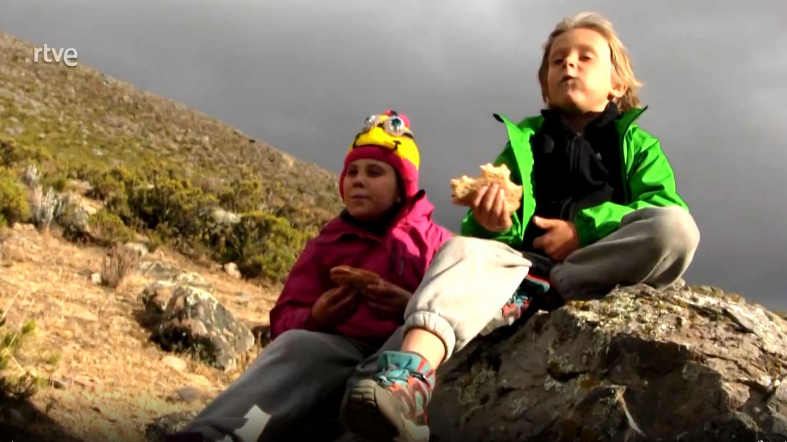 Mi familia en la mochila. Family Run - Ruta del Cóndor. Episodio 8: Arequipa - Valle del Colca - ver ahora