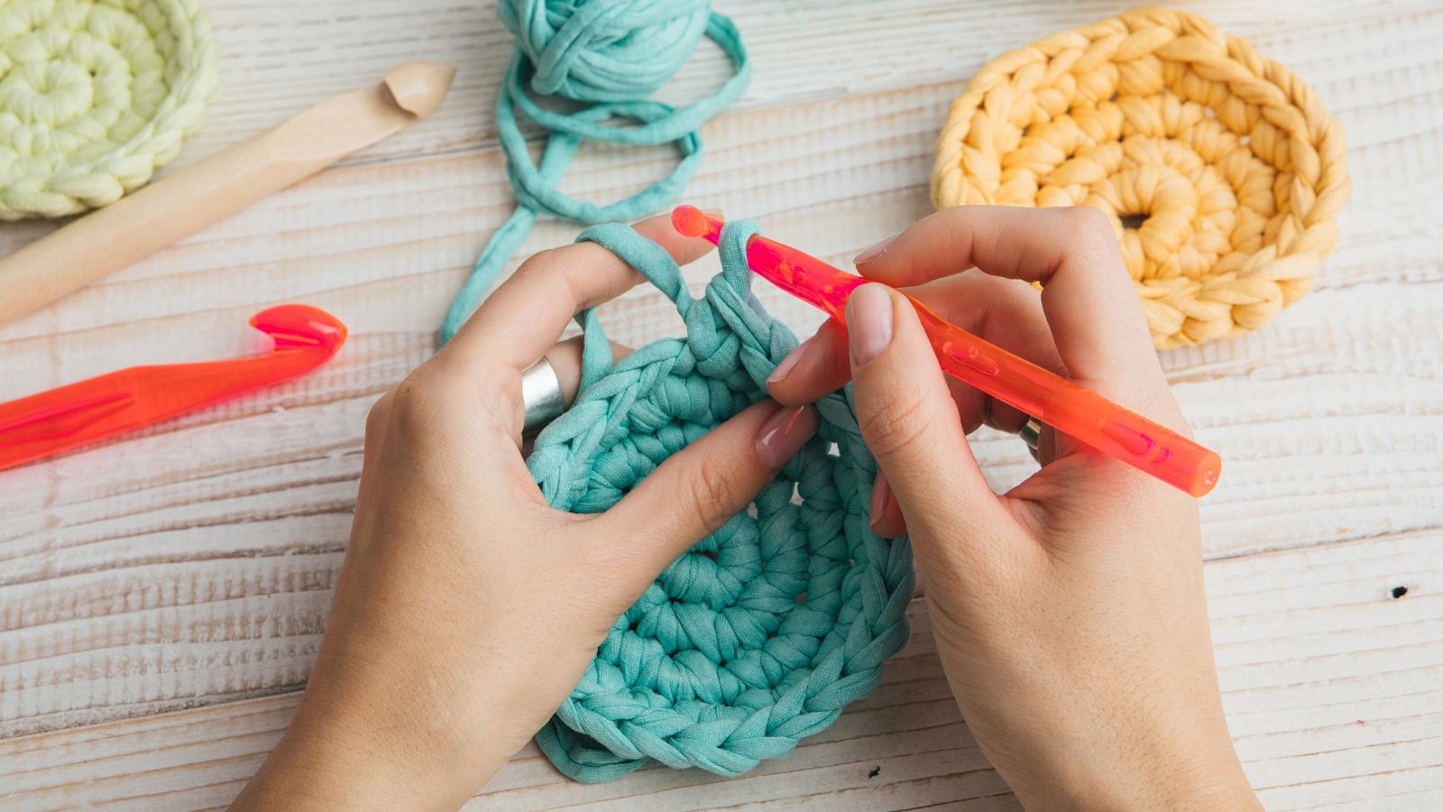 El ganchillo: la mejor técnica de combatir el calor - España Directo | Ver