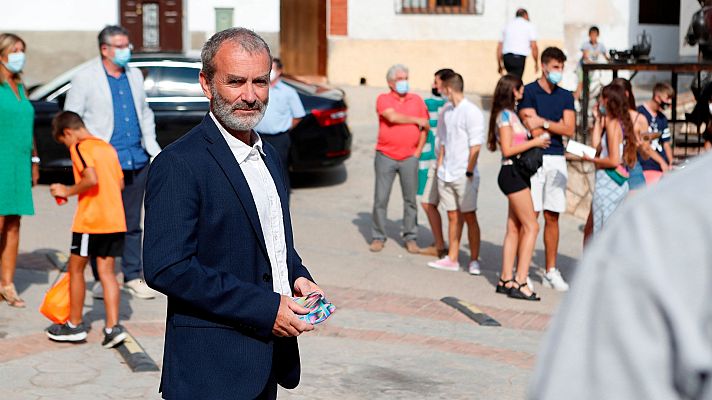 Telediario Fin de Semana - Fernando Simón cree que no es necesario imponer la vacunación obligatoria en España