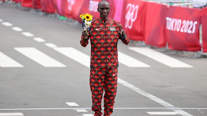 Kipchoge conquista su segundo oro olímpico en maratón