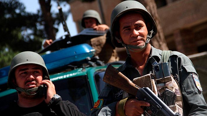 Los talibanes prosiguen su avance en Afganistán