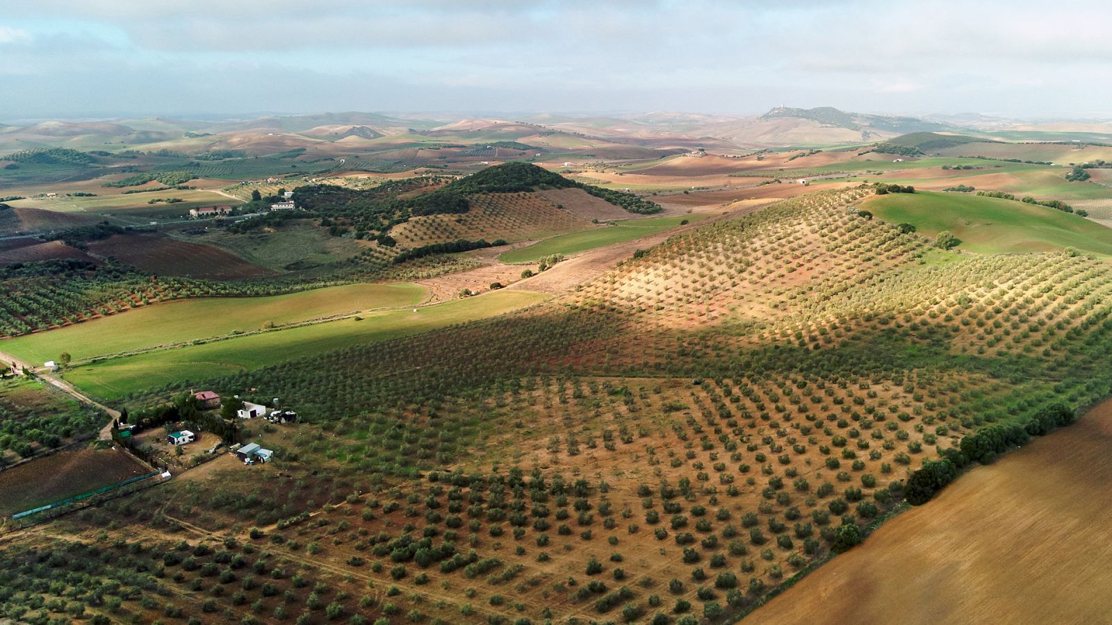 Turismo rural en Europa - De la campiña sevillana a Sierra Morena - Documental en RTVE