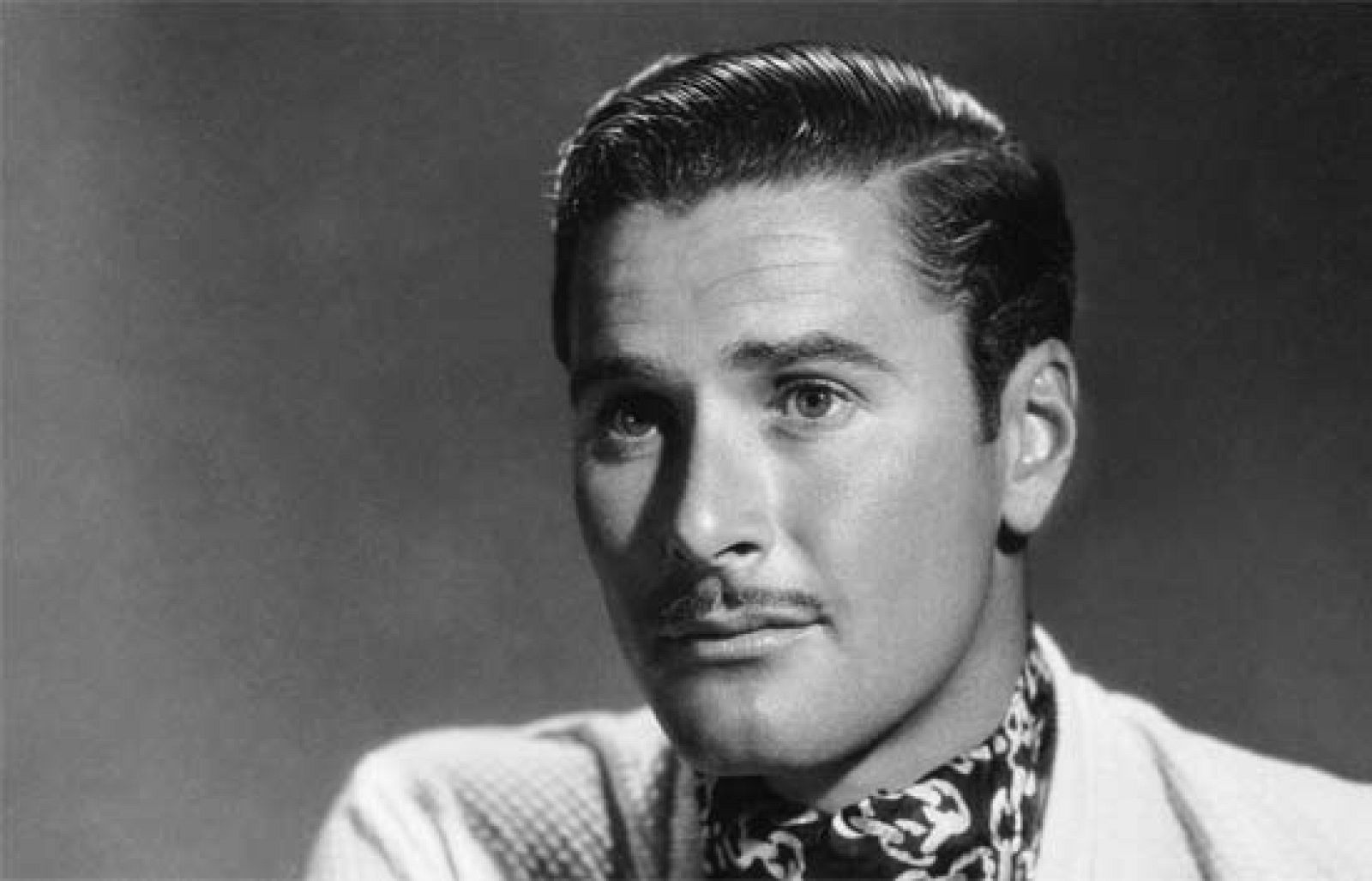 50 años de la muerte de Errol Flynn | Ver