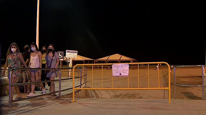 Telediario 1 - Primer cierre nocturno de las playas en Cullera