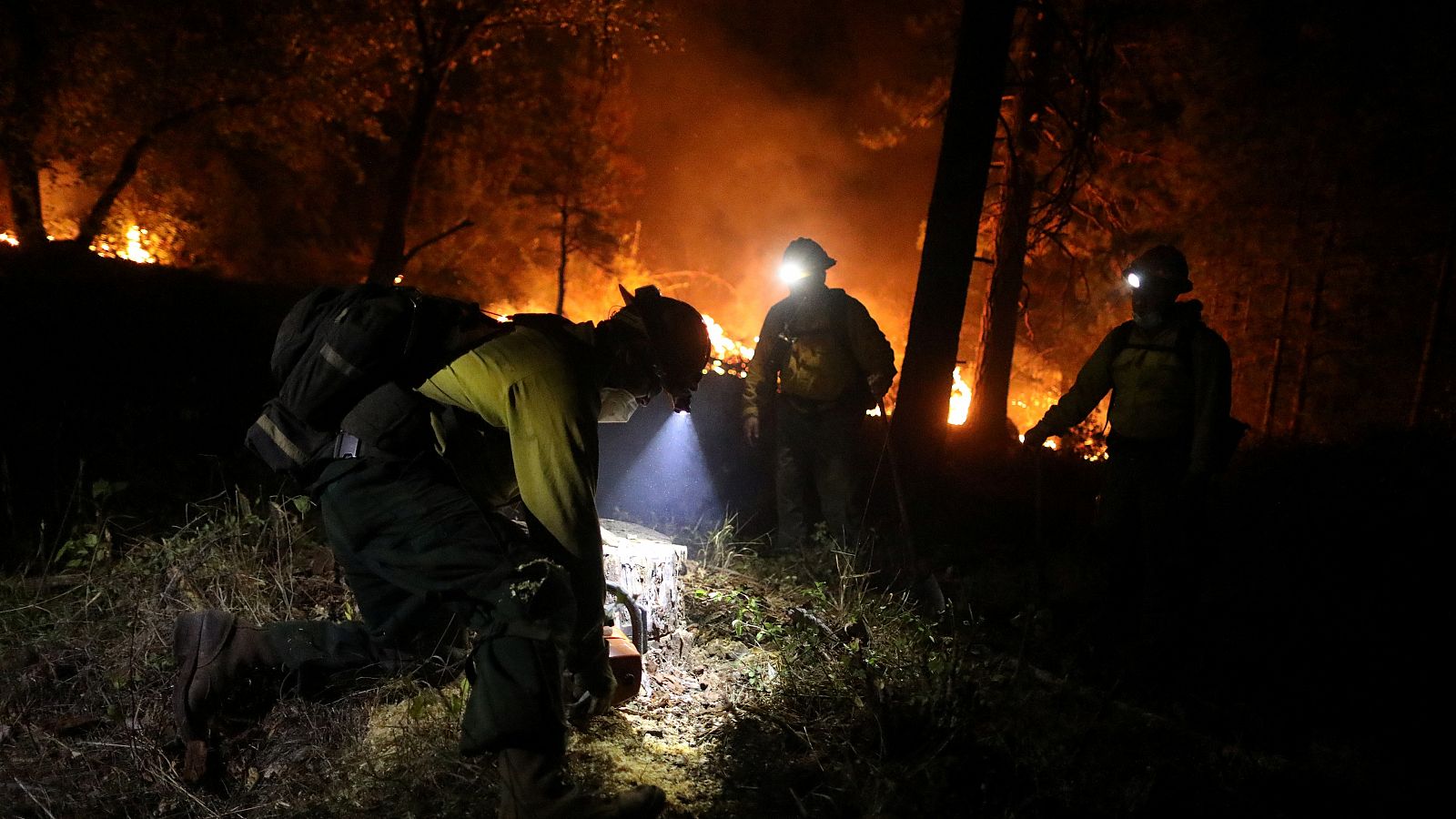 El fuego Dixie avanza en California sin control