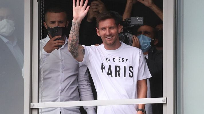 Leo Messi ya está en París como nuevo jugador del PSG