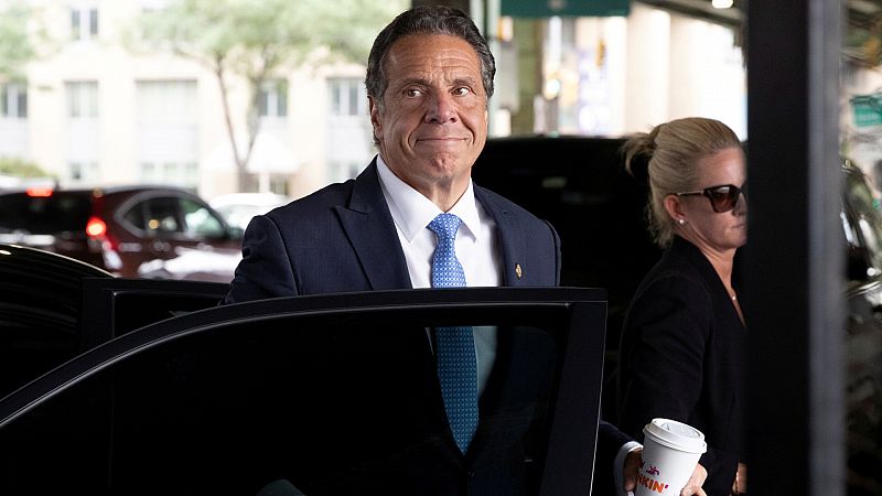 Las acusaciones de acoso sexual obligan a dimitir al gobernador de Nueva York - Ver ahora