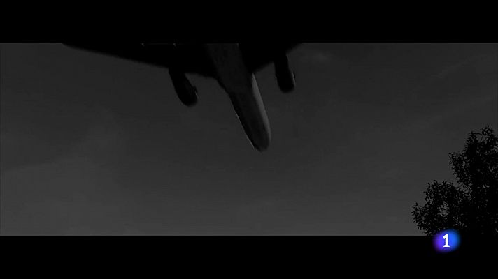 Telediario 2 - Leo Messi ya está en París ilusionando a los fans del PSG