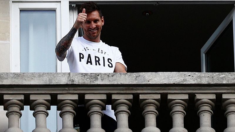 Leo Messi ya está en París ilusionando a los fans del PSG