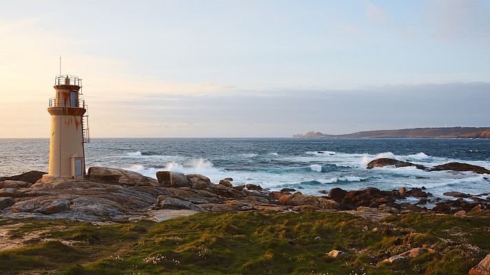 España Directo - A la pesca del longueirón en Fisterra