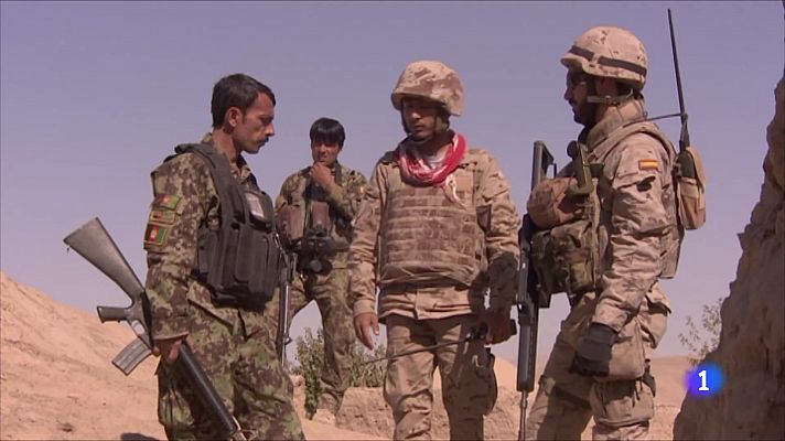 Los traductores afganos que trabajaron para militares españoles, con miedo a las represalias de los talibanes