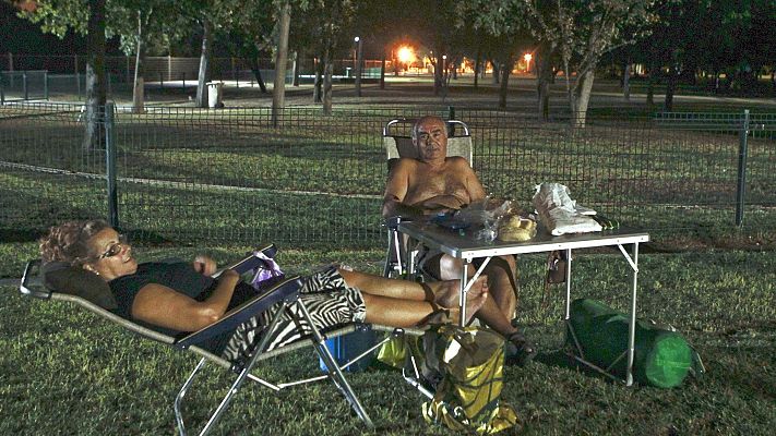 Las noches tropicales hacen imposible dormir durante la ola de calor