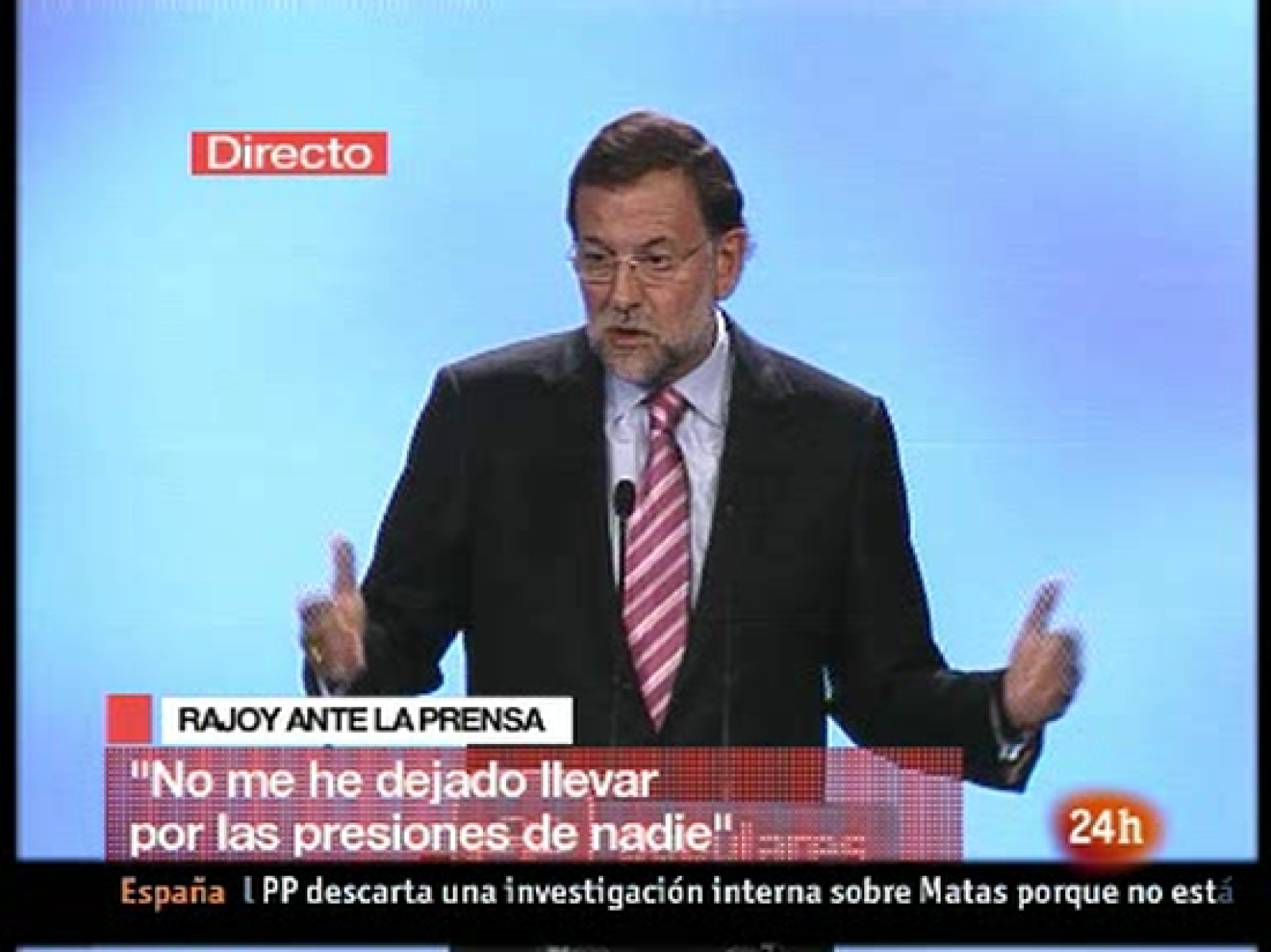 El líder del PP, Mariano Rajoy, ha afirmado que ha "actuado con prudencia y sin precipitación" tras la publicación parcial del sumario del caso Gürtel.
