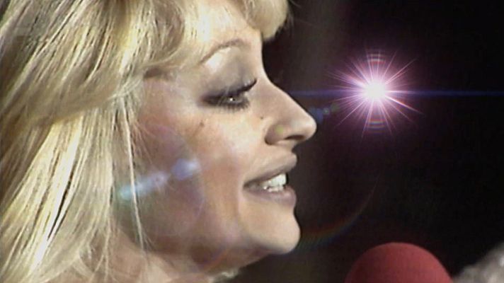 Viaje al centro de la tele - Al son del verano (1ª parte)