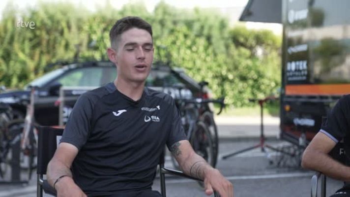 Vuelta ciclista a España - Mikel Azparren: "Estoy orgulloso de estar con Euskaltel"