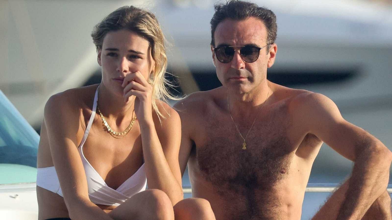 Enrique Ponce y Ana Soria disfrutan de su primer verano juntos