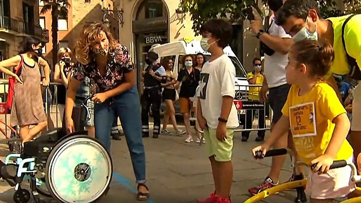 Informativo 24h - Pisando fuerte en Barcelona: una carrera por los derechos de los niños con movilidad reducida