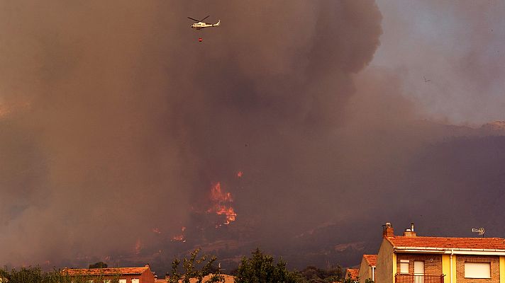 El incendio de Navalacruz ha quemado ya al menos 12.000 hectáreas