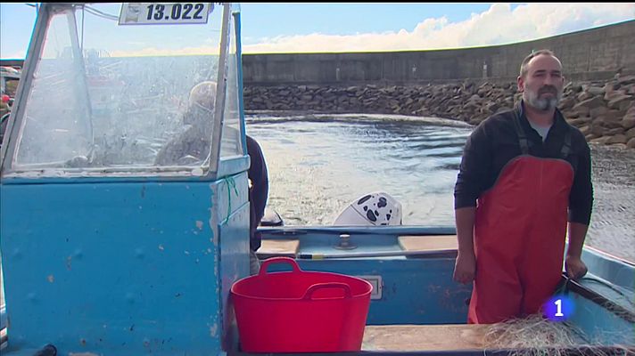 Telexornal - Galicia - Mariñeiro do Son que difunde nas redes sociais o seu traballo no mar