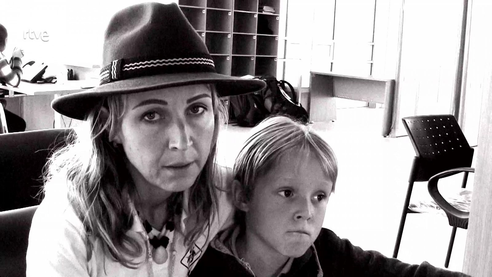 Mi familia en la mochila. Family Run - Ruta del Cóndor - Episodio 9: Puno - Titicaca - Los Uros - Amantani - ver ahora