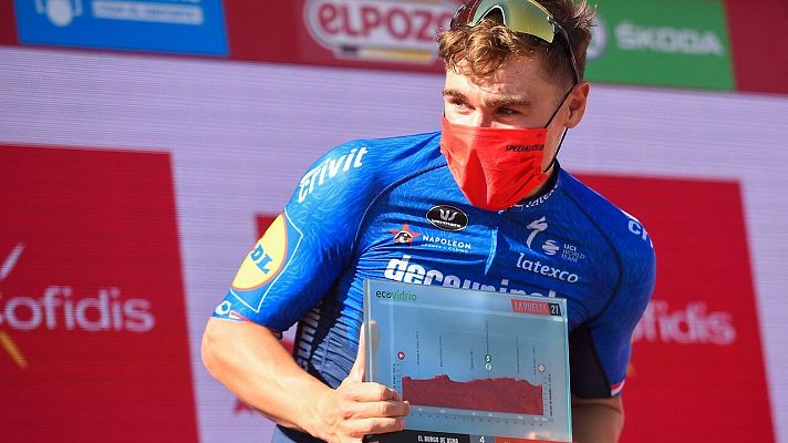 Vuelta 2021 | Jakobsen gana al sprint en Molina de Aragón