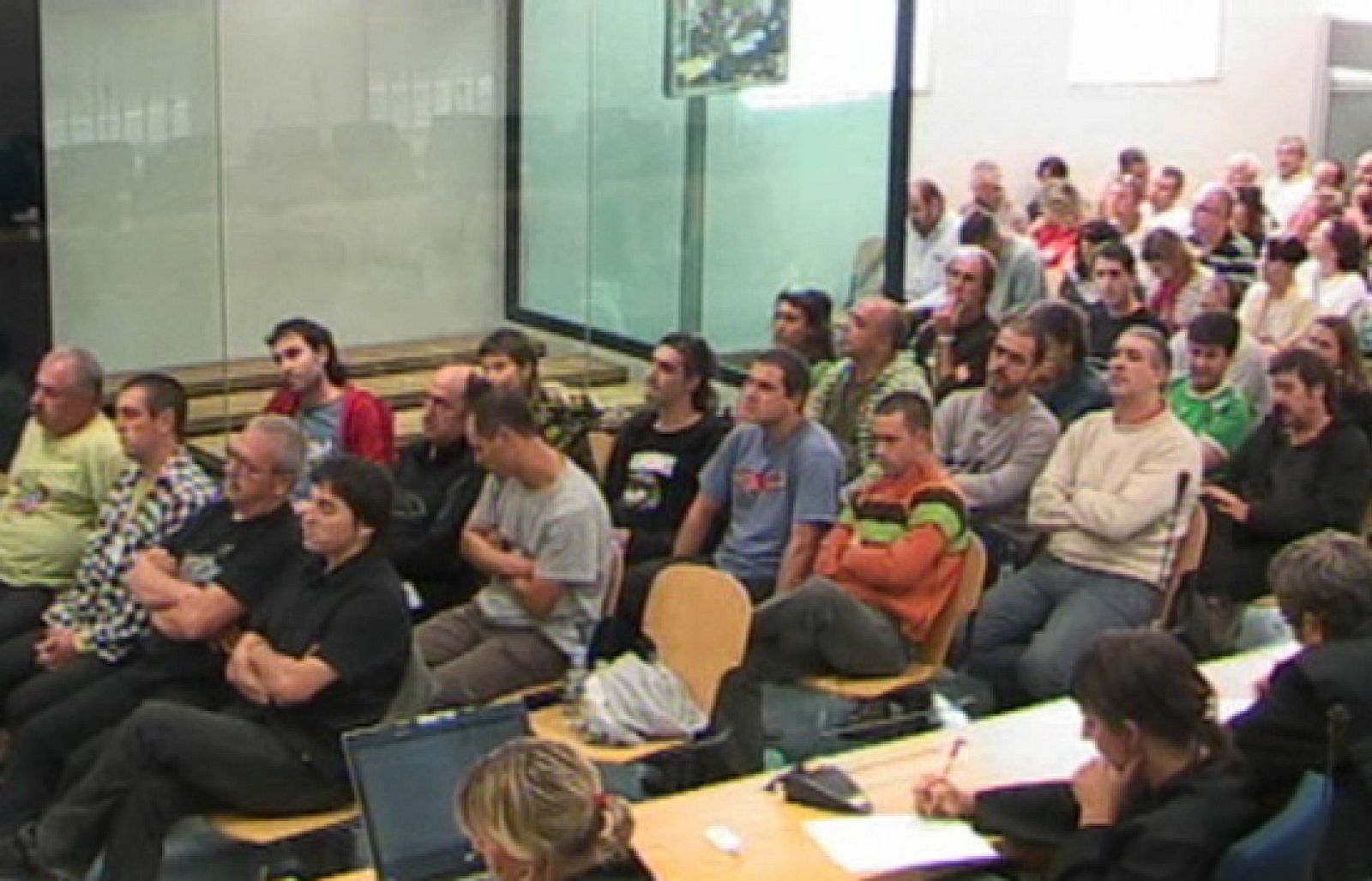 El Supremo considera que Gestoras, y su sucesora Askatasuna, son piezas del entramado terrorista, y que siguen las directrices de ETA. Sin embargo, ha absuelto a Aitor Ángel Jugo, al que la Audiencia Nacional consideraba uno de los tres responsables nacionales. Dice la sentencia que no ha quedado suficientemente probado este hecho. 