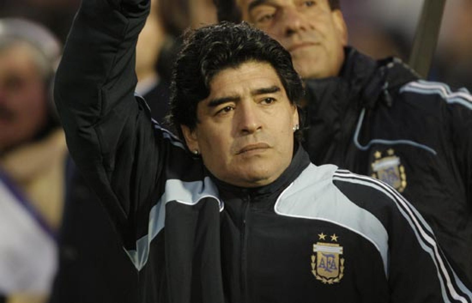 La FIFA ha abierto expediente disciplinario a Maradona por su ya famosa frase: "Que la chupen, que la sigan chupando". 