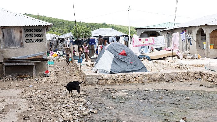 Telediario 1 - Más de medio millón de personas necesitan ayuda humanitaria tras el terremoto de Haití