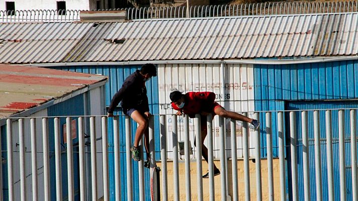 Las mafias aprovechan la situación en Ceuta y trasladan a menores a la Península