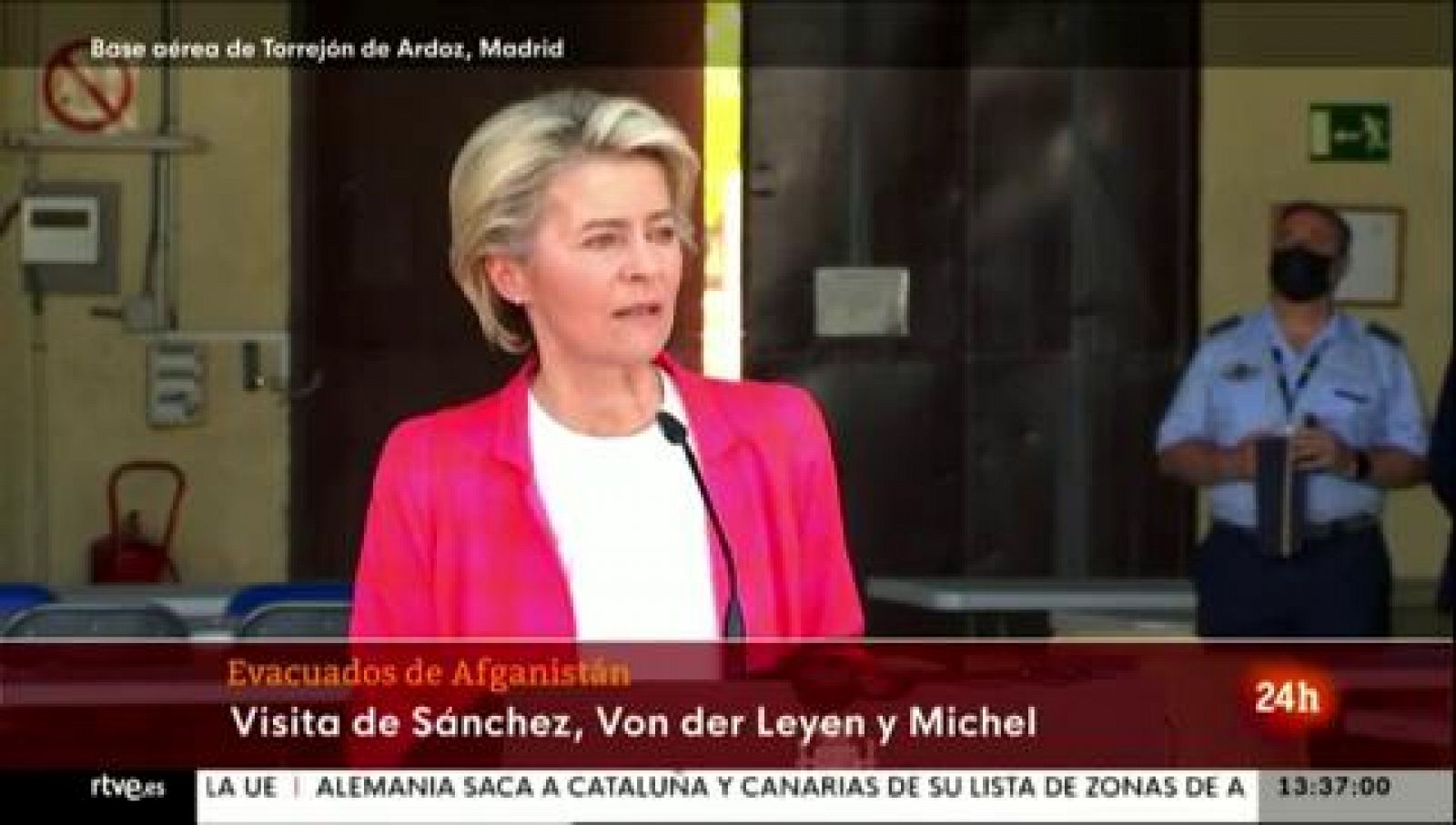 Informativo 24h: Von der Leyen: "Tenemos que prevenir que las personas caigan en las redes de trata de personas" | RTVE Play