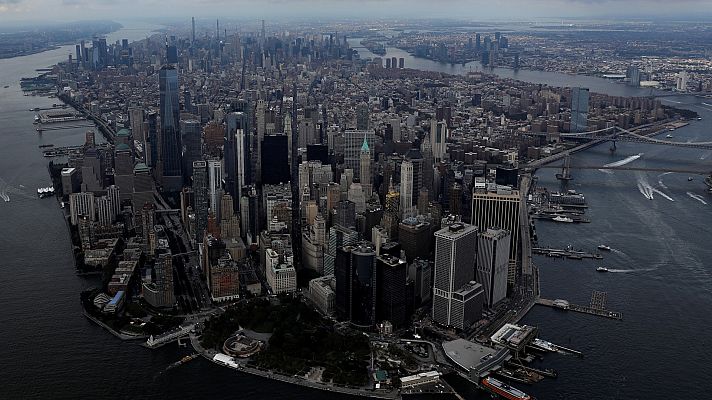Telediario Fin de Semana - El huracán Henri toca tierra en la costa noreste de Estados Unidos y se degrada a tormenta tropical