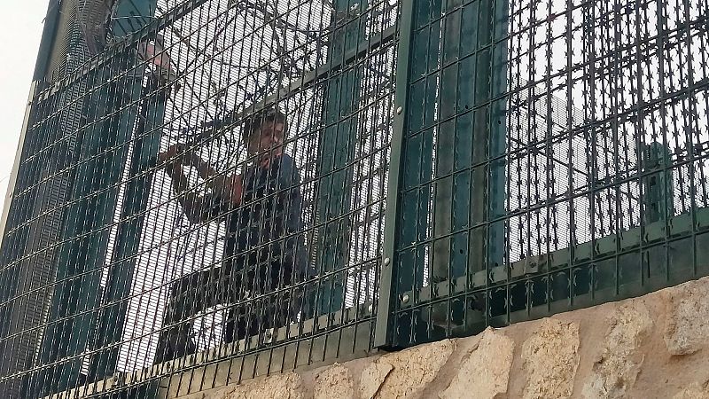 La ONG Luna Blanca atiende a los menores marroquíes en Ceuta que huyen de las devoluciones