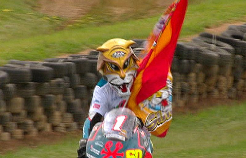 Julián Simón se ha proclamado campeón del mundo de 125cc en Phillip Island.