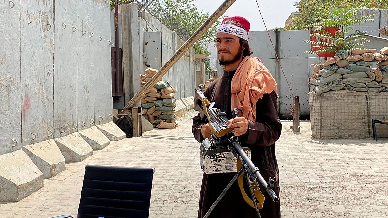 Los talibanes advierten que habrá "consecuencias" si Estados Unidos retrasa la salida de sus tropas