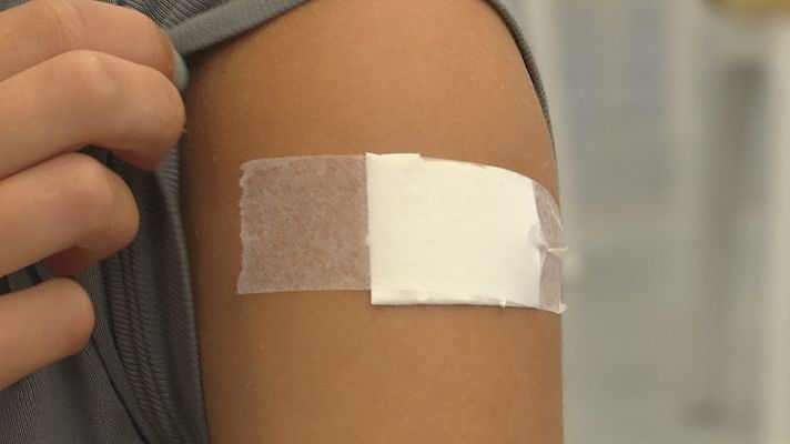 Telexornal - Galicia - Comeza a vacinación dos máis novos