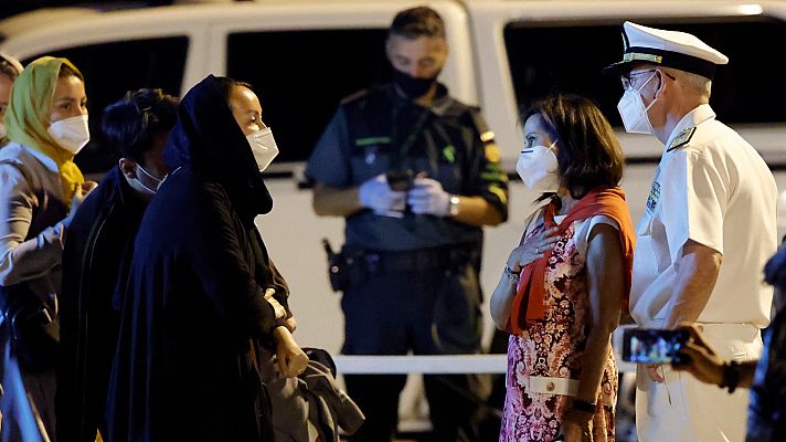 Telediario 1 - Robles admite que la situación en Afganistán empeora y que no se podrá evacuar a todo el mundo