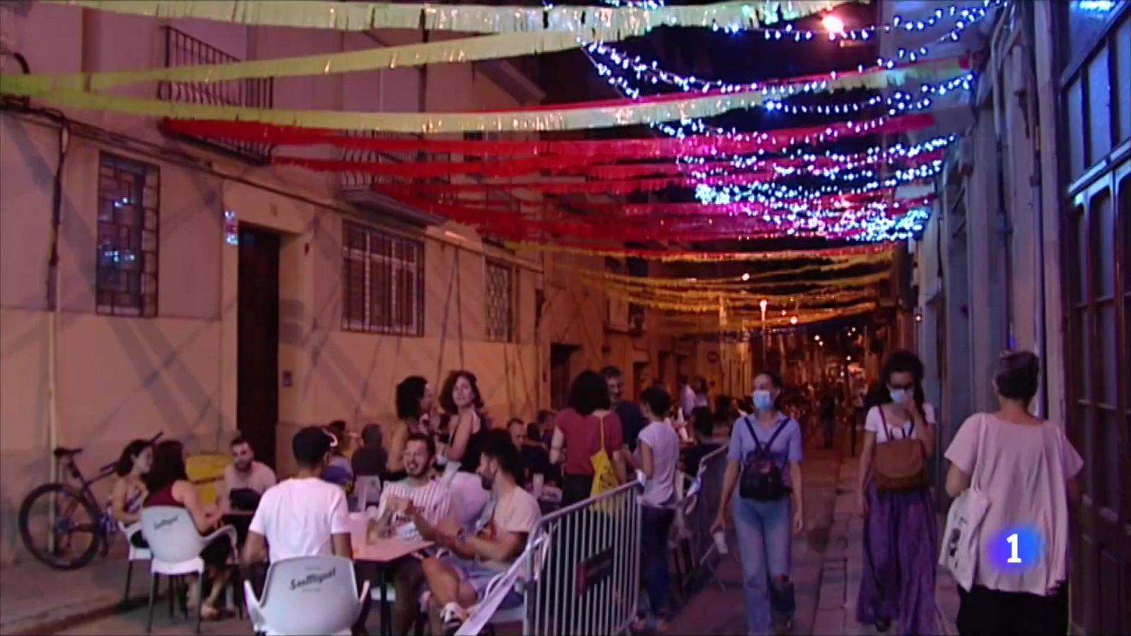 Arrenca la Festa Major de Sants, adaptada a la pandèmia 