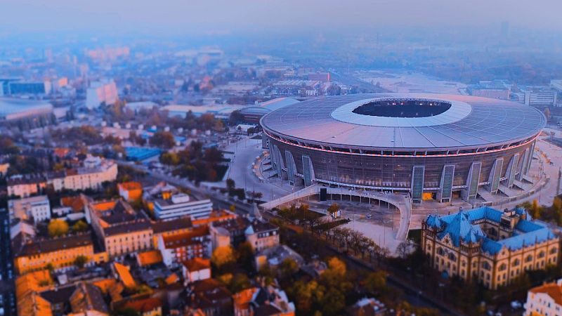 Megaestadios. Un recorrido por Europa - Episodio 3: Bucarest vs Budapest - ver ahora