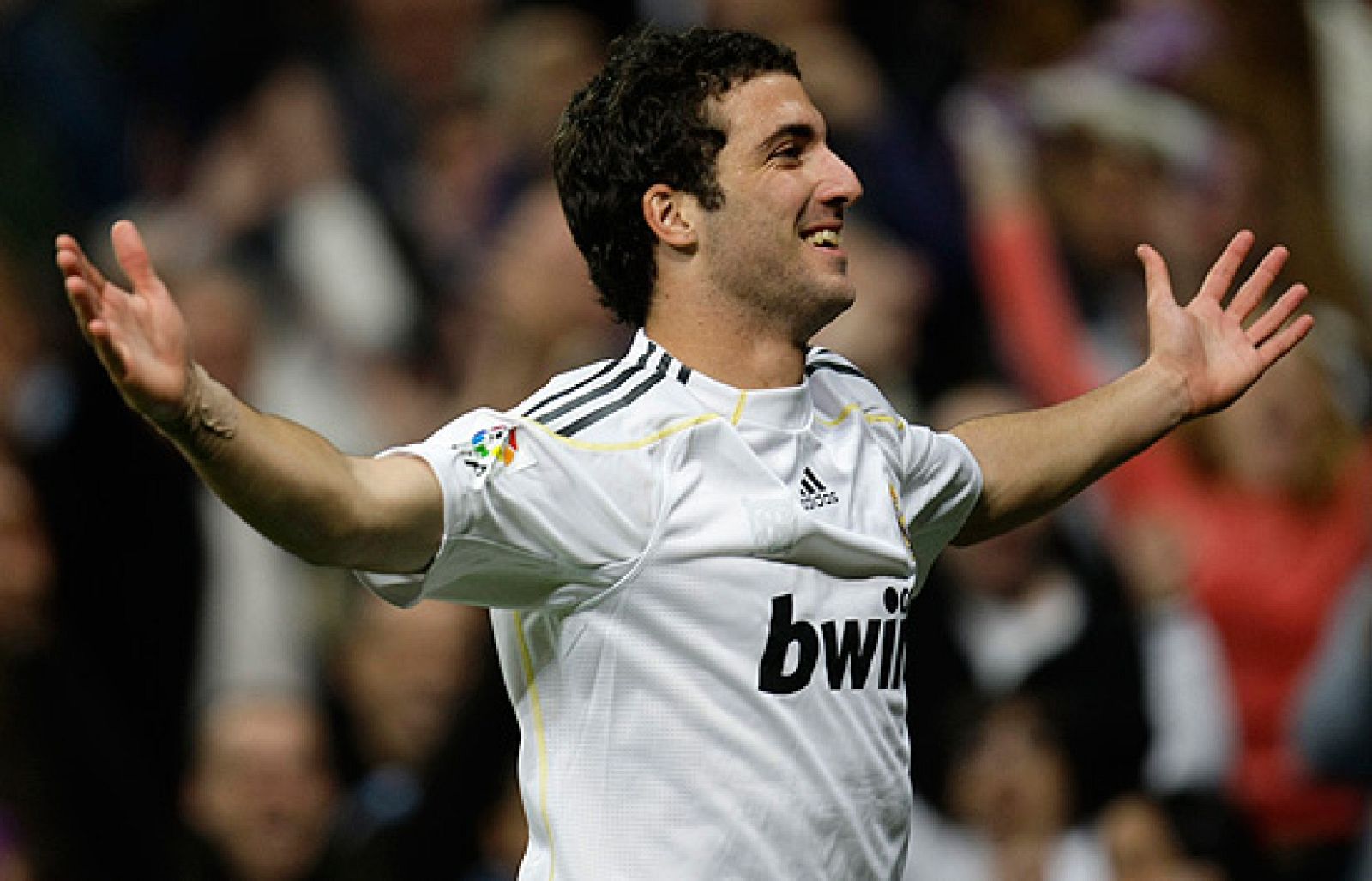 Higuaín, gol que vale una titularidad