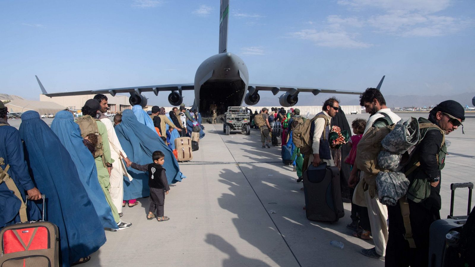 Amenaza terrorista en el aeropuerto de Kabul, según EE.UU.