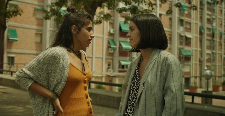 Días de verano - Vicky Luengo y Elisabet Casasnovas dan las claves del éxito de 'Chavalas'