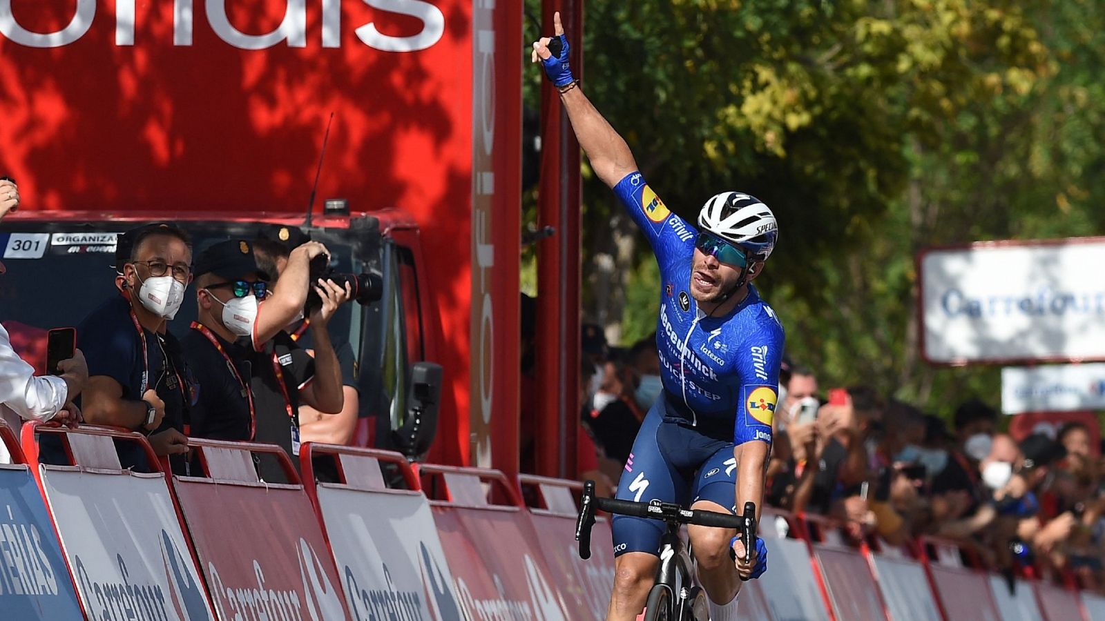La Vuelta 2021 | Senechal gana al 'sprint' en Villanueva de la Serena