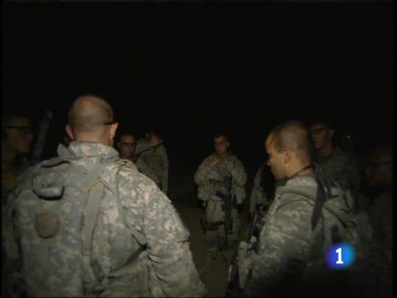 La violencia se ha reducido en los últimos meses en Irak, pero se teme un aumento de los ataques por las elecciones de enero. Las tropas estadounidenses, que se retiraron de las ciudades en junio, sólo pueden patrullar ya junto a las fuerzas iraquíes. 