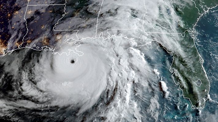 El huracán Ida cobra fuerza y amenaza Luisiana