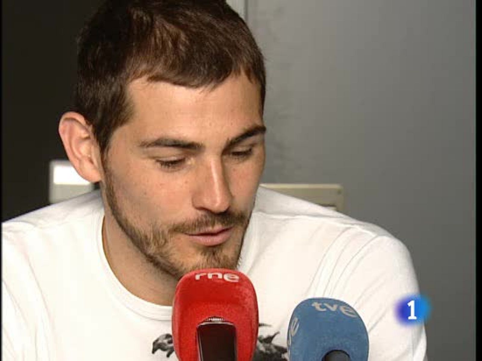 Iker roza los 100 en la Champions | Ver