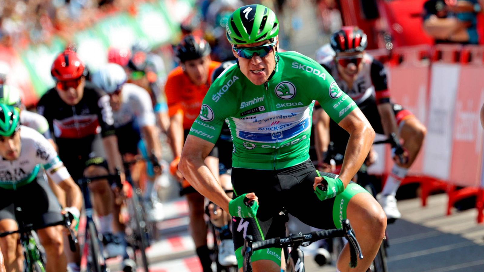 Vuelta a España | Jakobsen gana al sprint la etapa 16 en Santa Cruz de Bezana -- Ver ahora