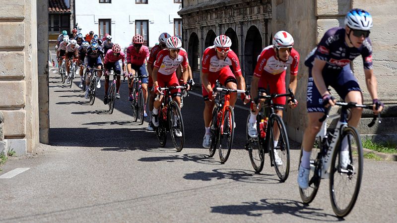 Vuelta ciclista a España 2021 - Resumen de la 16ª Etapa