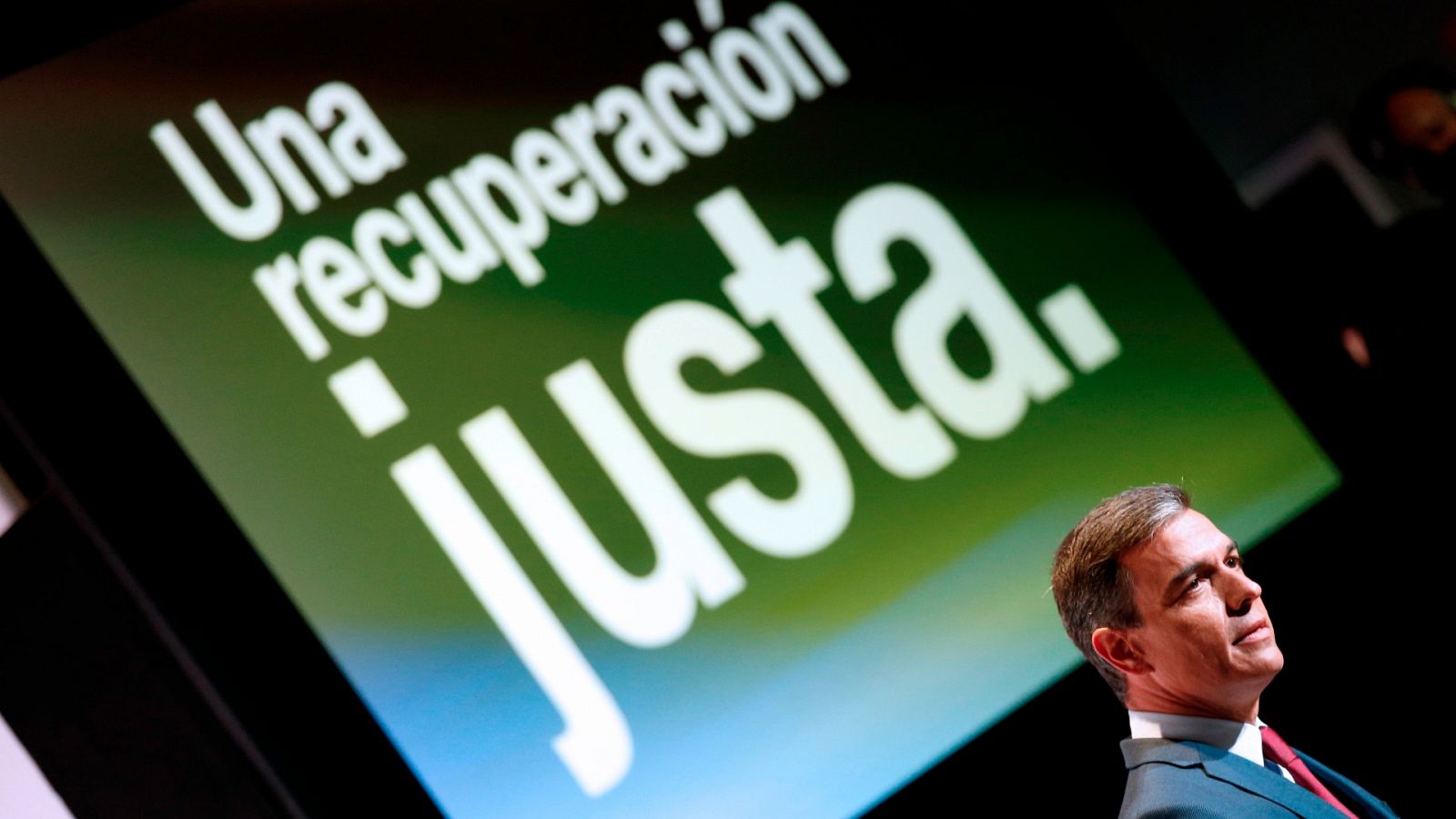 Sánchez asegura que "el Gobierno ha actuado, actúa y seguirá actuando hasta solucionar el alza" de los precios de la luz