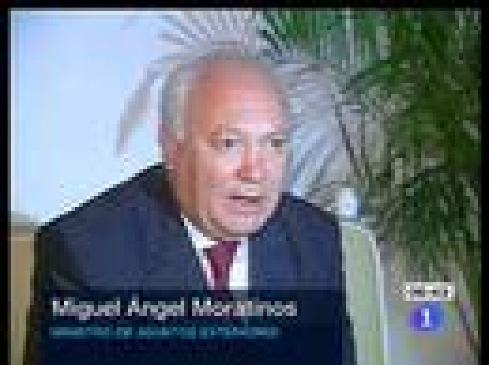 El ministro español de Exteriores, Miguel Ángel Moratinos, ha sido recibido por Raúl Castro antes de abandonar la isla en su visita oficial 
