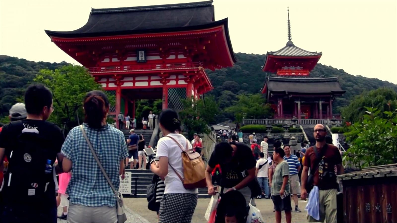 Mi familia en la mochila. Family Run - Ruta del Dragón. Episodio 22:  Koyasan-Kyoto